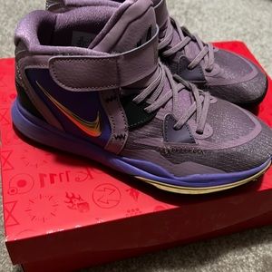 Nike Kyrie Infinity - Excellent Condition